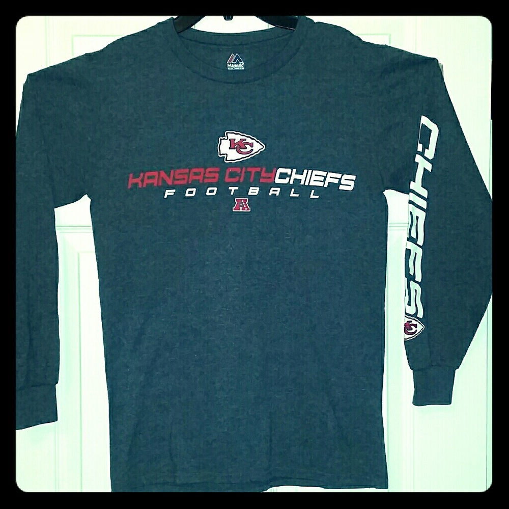 Mens Kansas City Chiefs long sleeve.